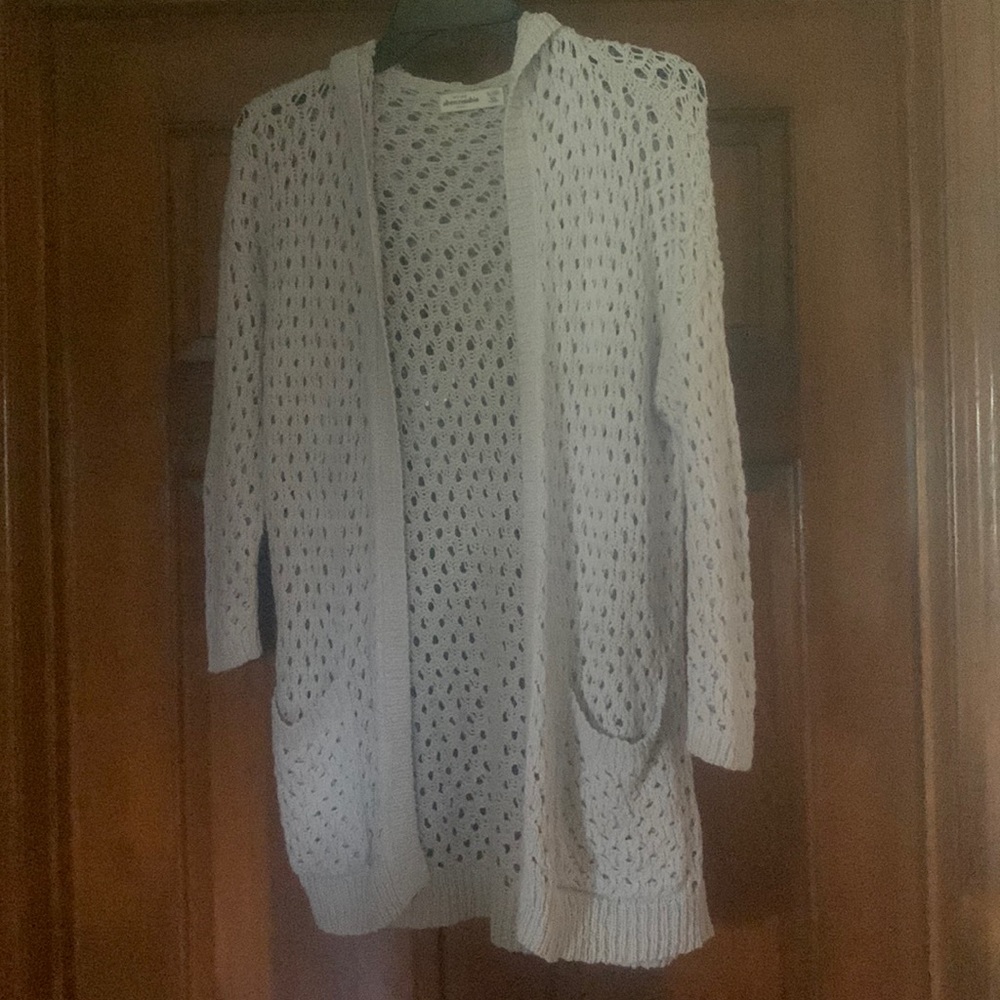 Abercrombie Kids Size 16 Open Knit 3/4 Sleeve Gray Cardigan